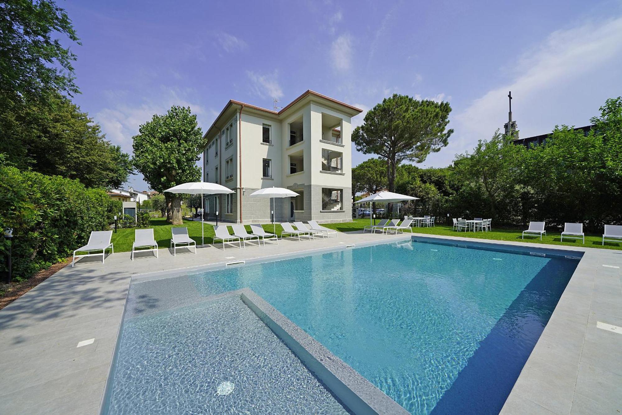 Villa Caterina Apartments By Wonderful Italy Desenzano del Garda Esterno foto