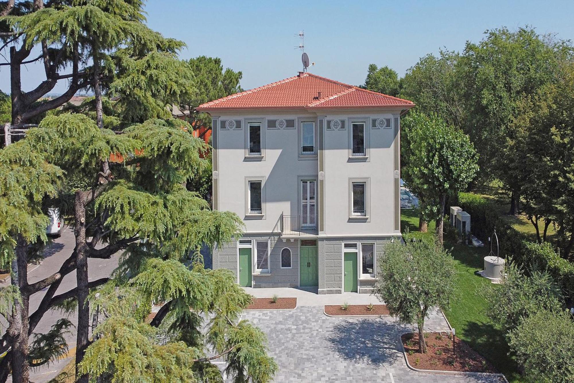 Villa Caterina Apartments By Wonderful Italy Desenzano del Garda Esterno foto